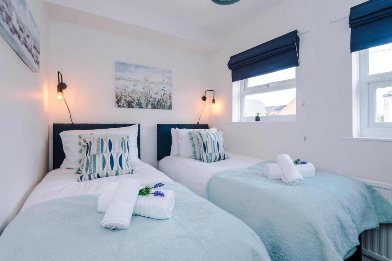 Bright 2-Bed Cottage In Chester By 53 Degrees Property, Ideal For Couples & Small Groups, City Centre - Sleeps 6 Екстер'єр фото