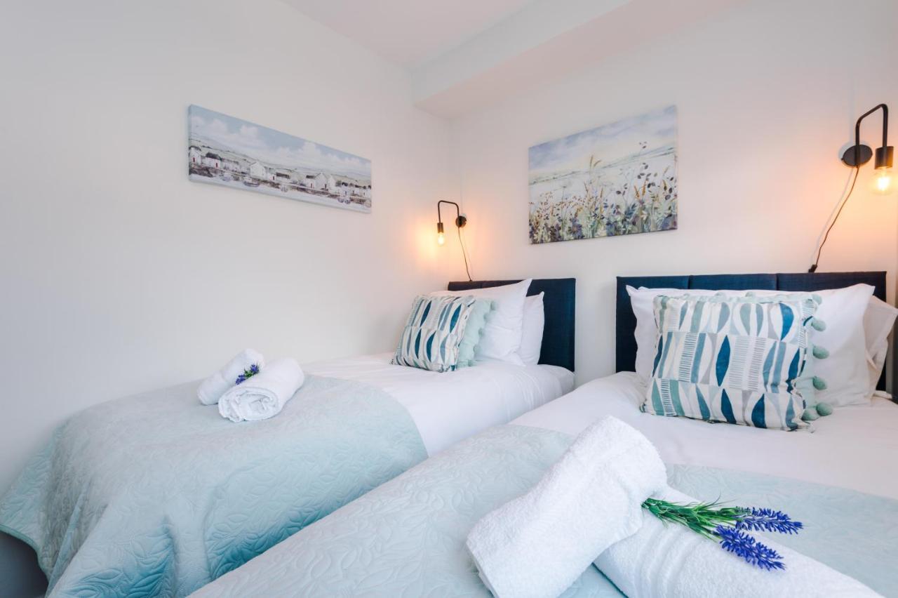 Bright 2-Bed Cottage In Chester By 53 Degrees Property, Ideal For Couples & Small Groups, City Centre - Sleeps 6 Екстер'єр фото